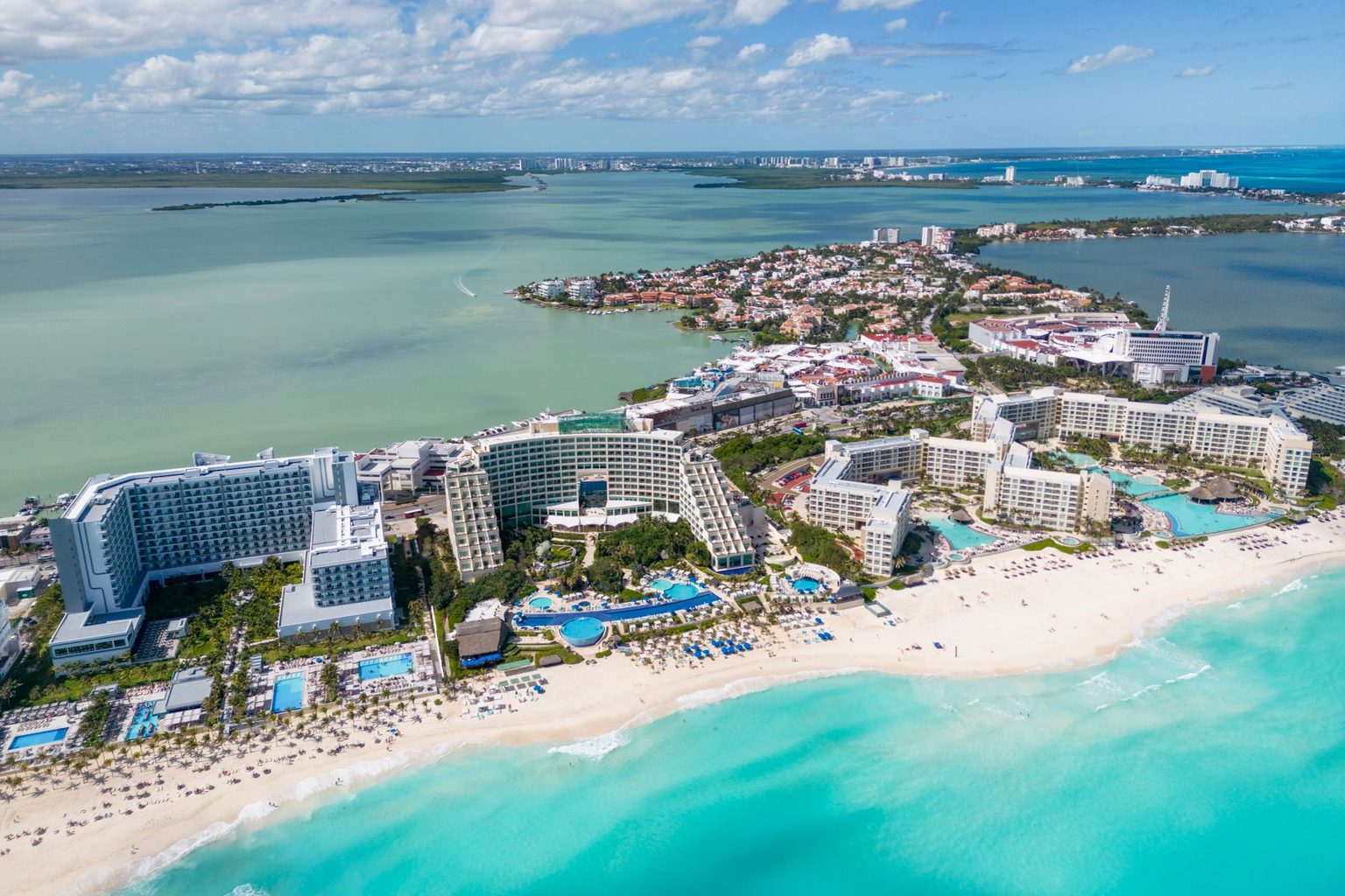 Hilton Converts Two Riviera Maya Resorts to All-Inclusive Models