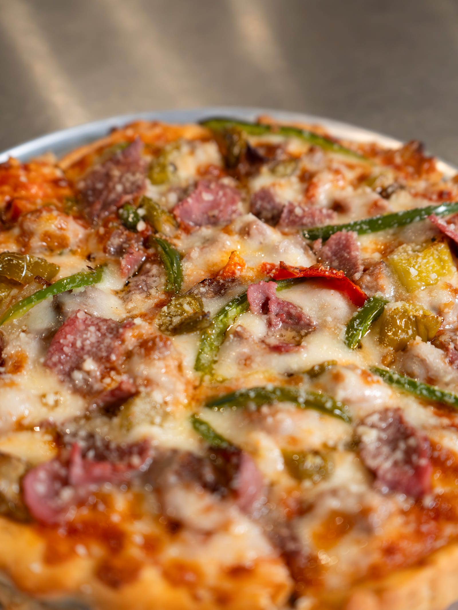 Home Run Inn, Vienna Beef Team for Cubs Stadium Pizza