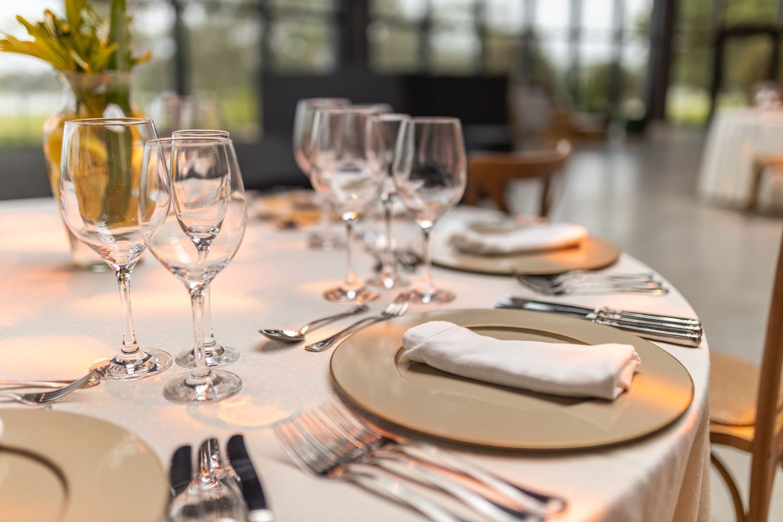 Michael's On East Reopens After Art Deco Redesign