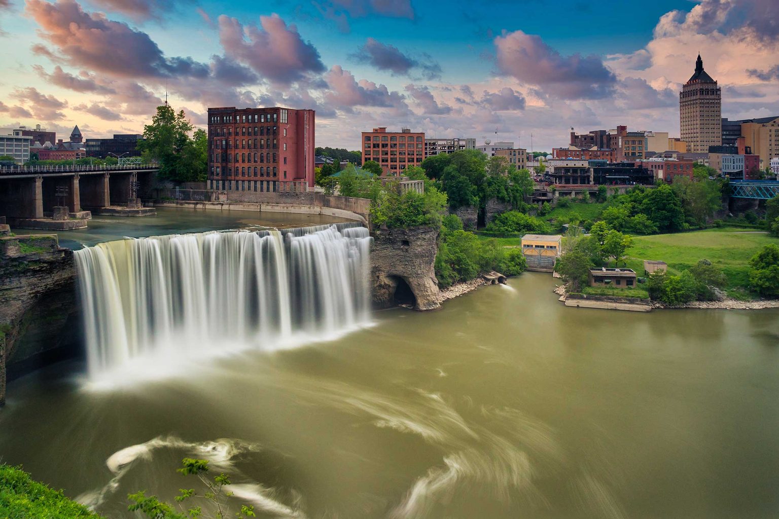 Hospitality Experts Josh and Jenna Miles of Rochester, NY Discuss Seasonal Dining Trends for HelloNation